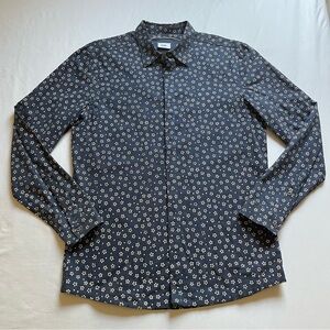 CH. CHAPTER Navy blue daisy floral fitted long sleeve button up shirt